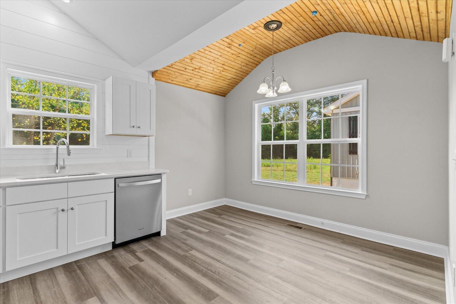 176 Callahan Cavender Road Southeast Dalton, GA 30721 - Photo 11 of 28 11-DSC02377