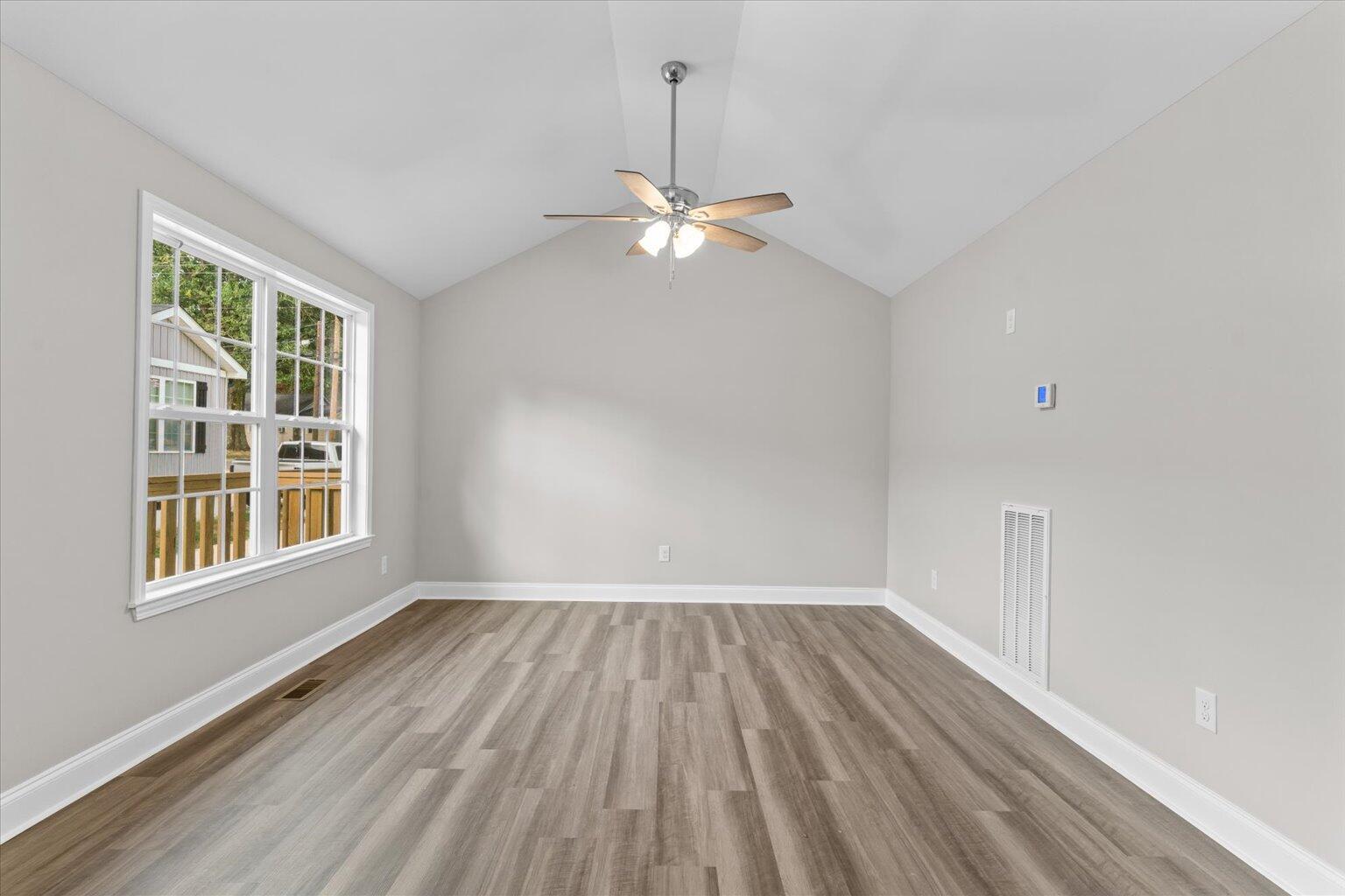 176 Callahan Cavender Road Southeast Dalton, GA 30721 - Photo 4 of 28 04-DSC02293