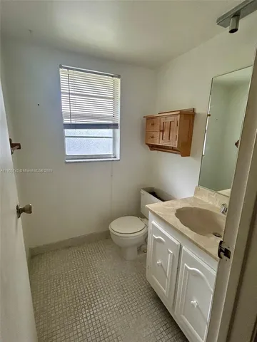 $77,000 | 470 North Laurel Drive, Unit 7, Margate, FL 33063