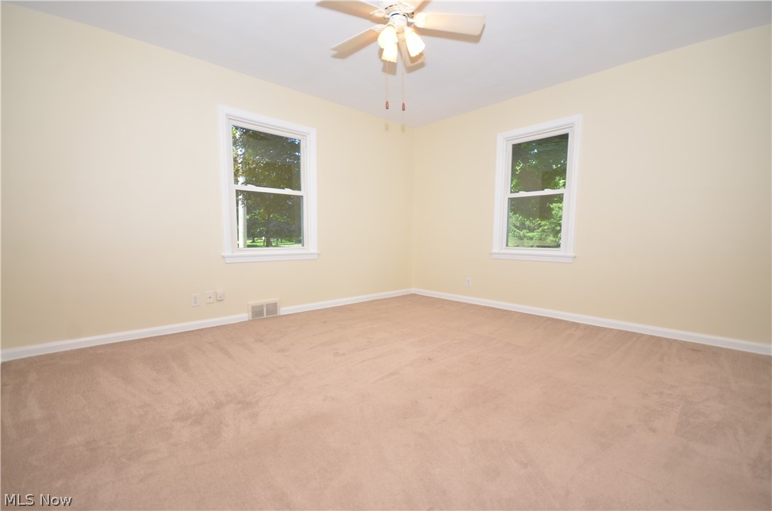 2865 Lee Road Silver Lake, OH 44224 - Photo 13 of 35