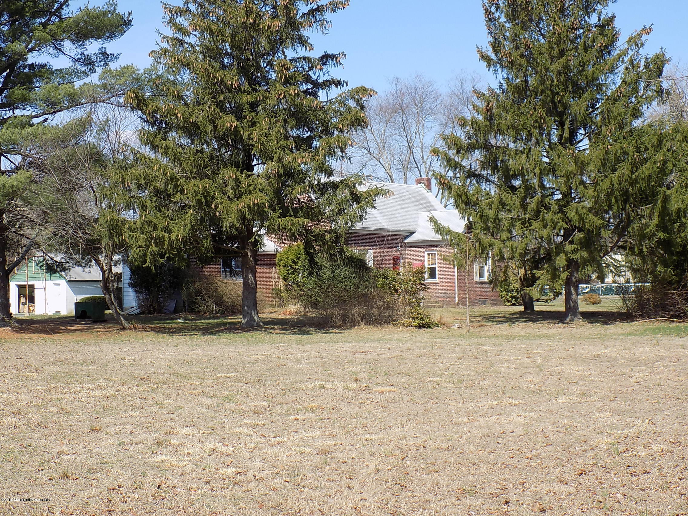 285 Squankum Road Farmingdale, NJ 07727 - Photo 1 of 5 DSCN0062.JPG