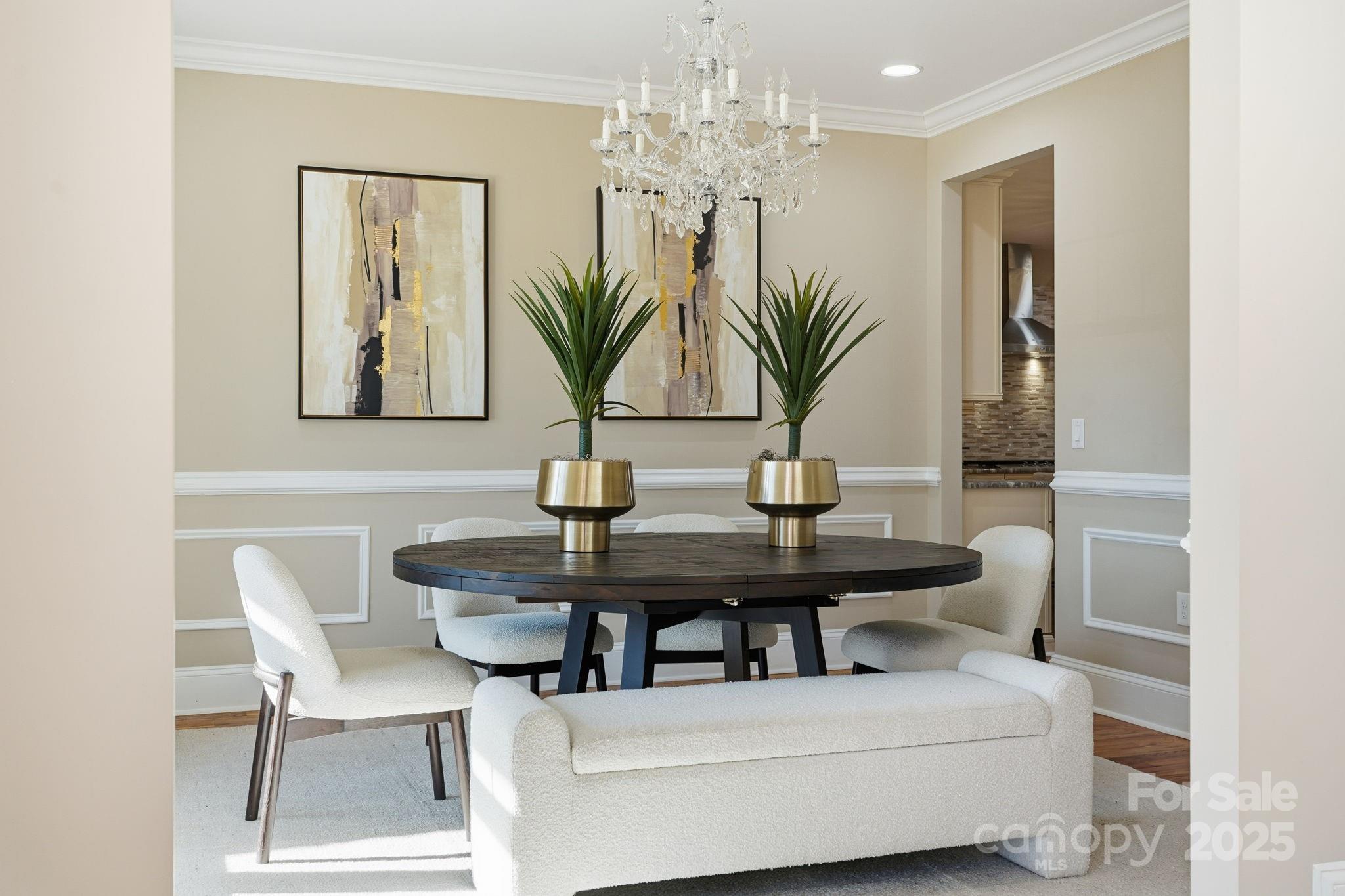 101 McAlway Road Charlotte, NC 28211 - Photo 25 of 40 a living room with furniture