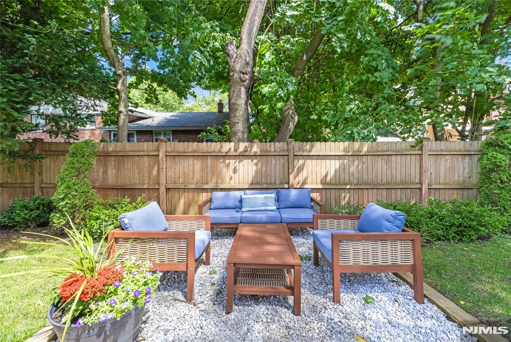 86 George Street Tenafly, NJ 07670 - Photo 33 of 39