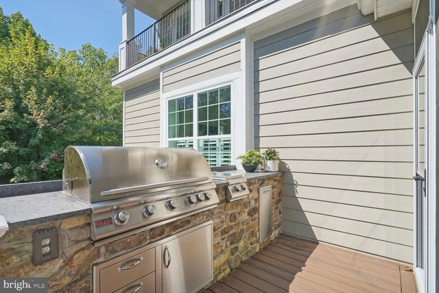 $2,558,000 | 6701 Lumsden Street, McLean, VA 22101