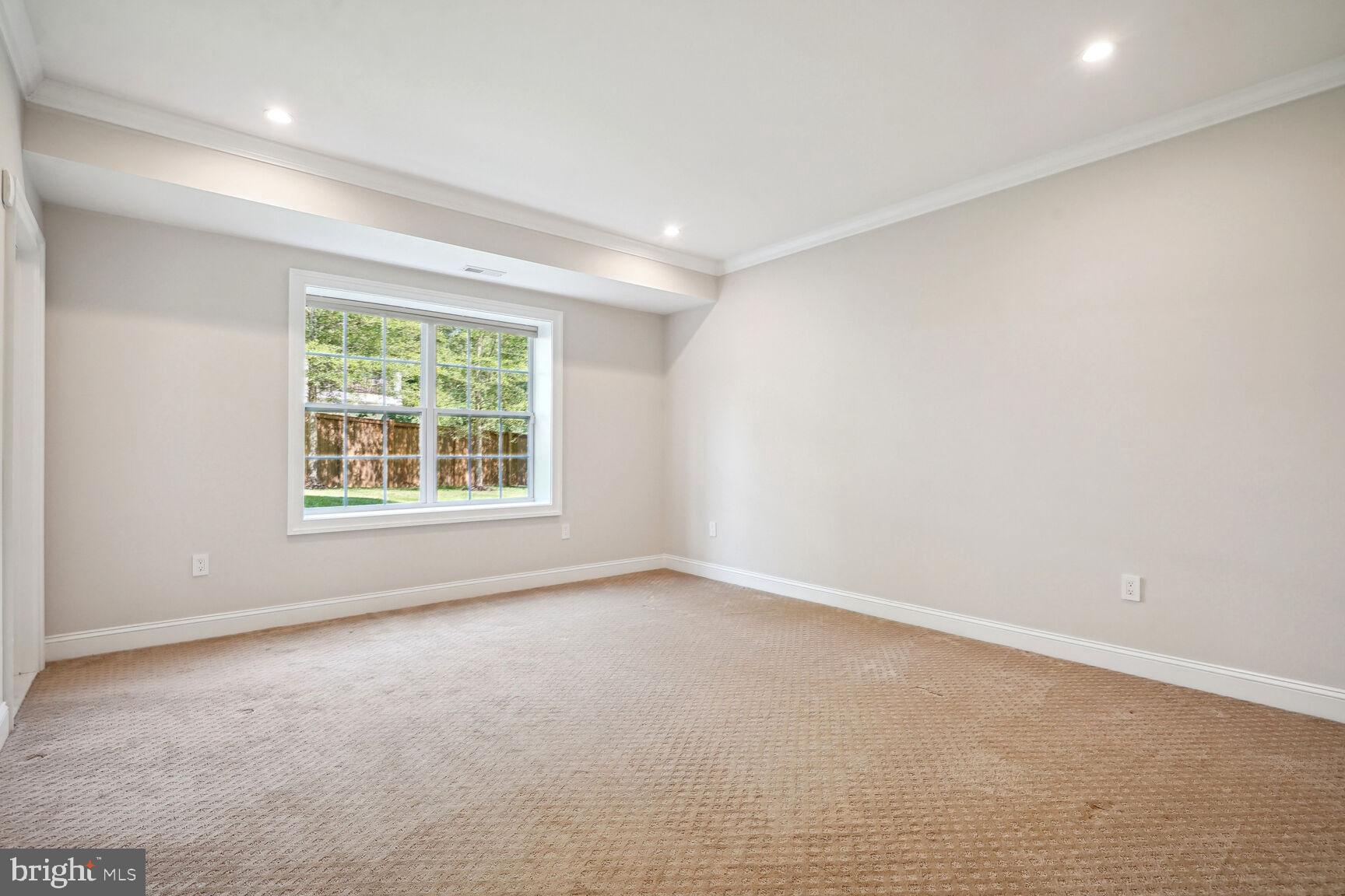 6701 Lumsden Street McLean, VA 22101 - Photo 45 of 57 Full daylight bedroom