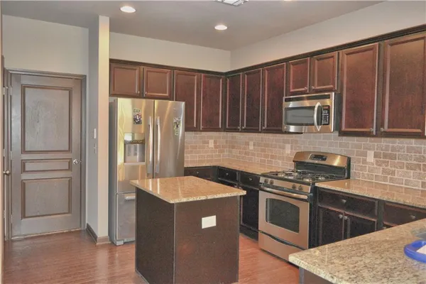 $2,600 | 3676 Archgate Court, Alpharetta, GA 30004