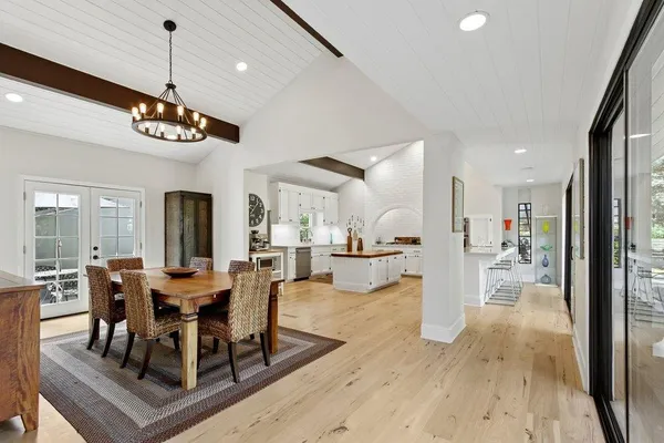 $2,400,000 | 38364 Wisteria Way, Davis, CA 95616