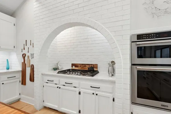 $2,400,000 | 38364 Wisteria Way, Davis, CA 95616