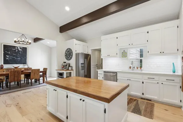 $2,400,000 | 38364 Wisteria Way, Davis, CA 95616