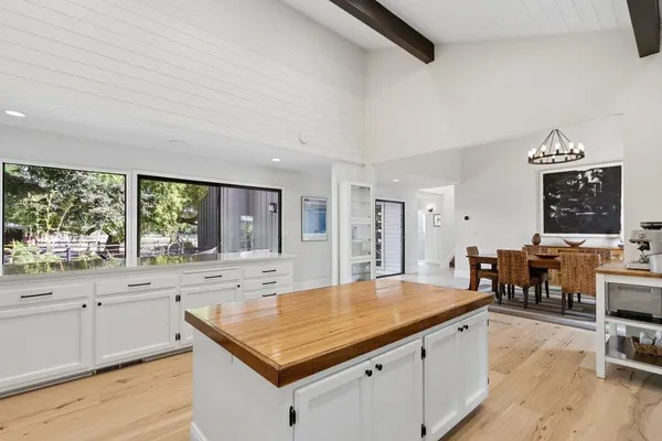 $2,400,000 | 38364 Wisteria Way, Davis, CA 95616