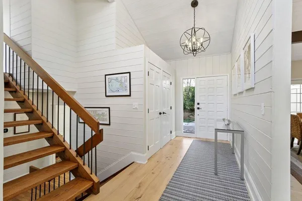 $2,400,000 | 38364 Wisteria Way, Davis, CA 95616