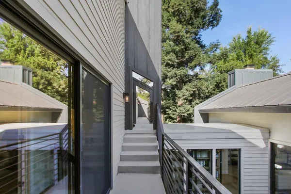 $2,400,000 | 38364 Wisteria Way, Davis, CA 95616