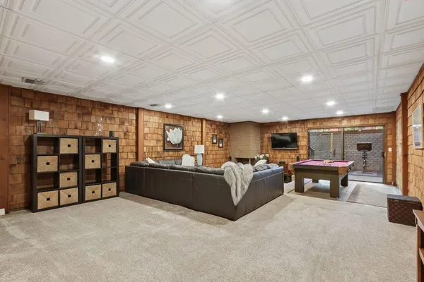 $2,400,000 | 38364 Wisteria Way, Davis, CA 95616