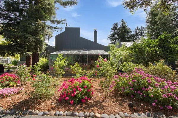 $2,400,000 | 38364 Wisteria Way, Davis, CA 95616