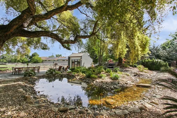 $2,400,000 | 38364 Wisteria Way, Davis, CA 95616