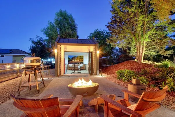 $2,400,000 | 38364 Wisteria Way, Davis, CA 95616