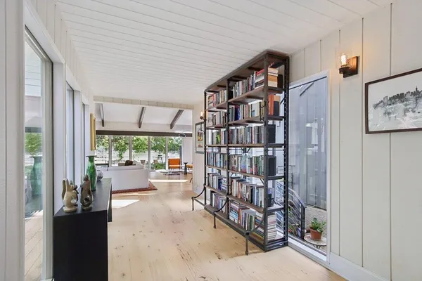 $2,400,000 | 38364 Wisteria Way, Davis, CA 95616