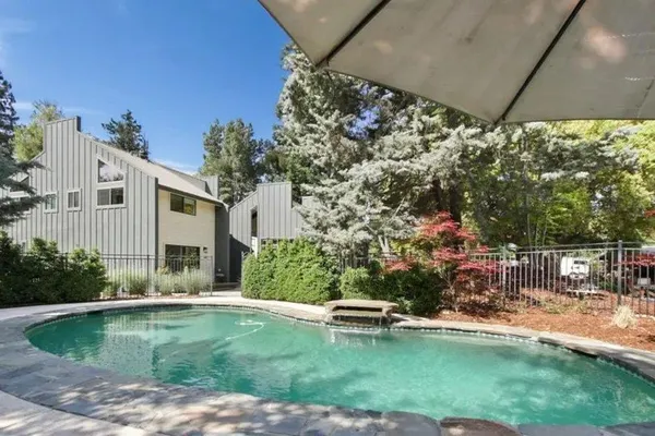 $2,400,000 | 38364 Wisteria Way, Davis, CA 95616