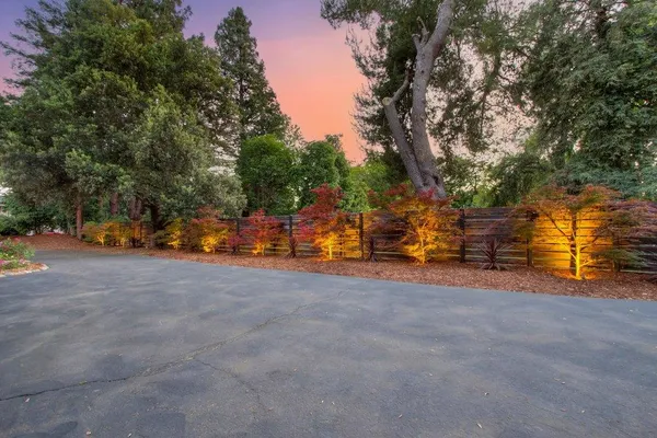 $2,400,000 | 38364 Wisteria Way, Davis, CA 95616