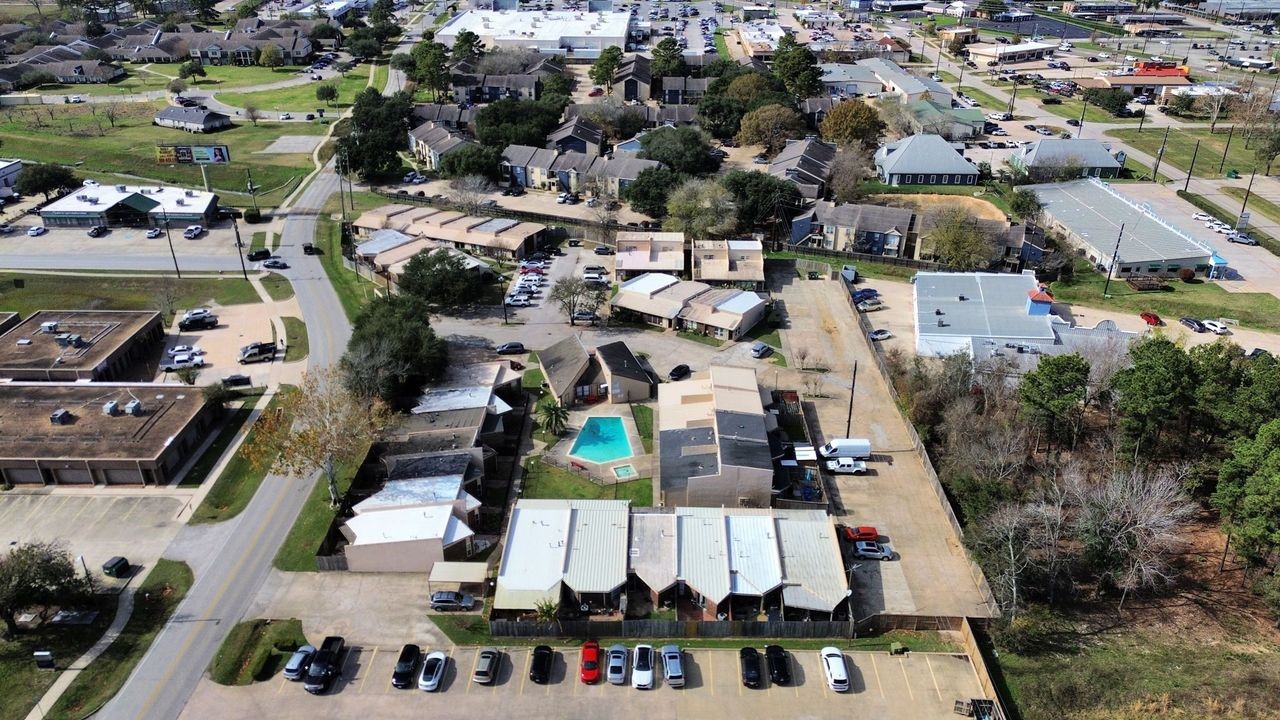 1014 Graham Drive Tomball, TX 77375 - Photo 36 of 37 an aerial view of houses with outdoor space
