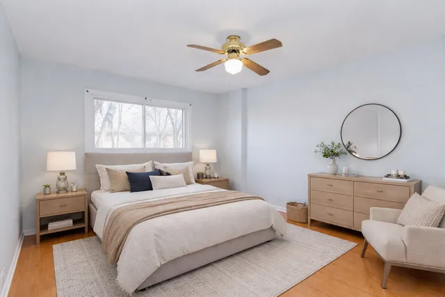 $2,300 | 612 Maple Court, Unit 612, Mount Prospect, IL 60056