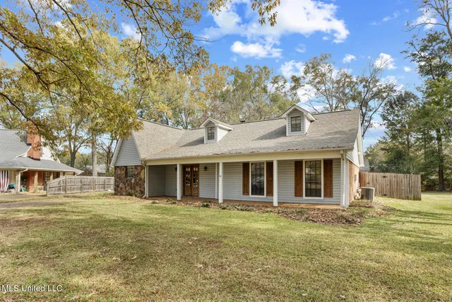 $247,500 | 429 Pin Oak Drive, Madison, MS 39110