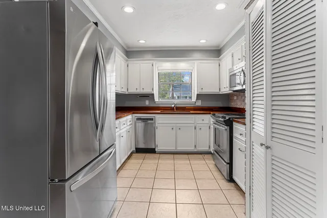 $247,500 | 429 Pin Oak Drive, Madison, MS 39110