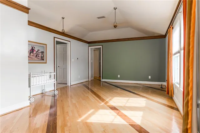 $825,000 | 5709 West 164th Street, Stilwell, KS 66085