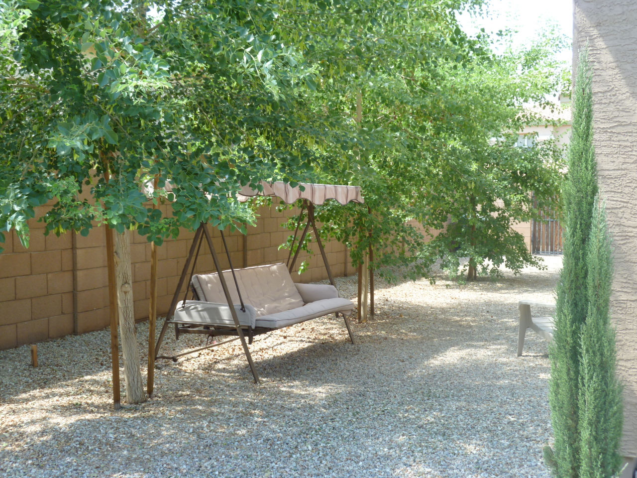 6911 West Del Rio Street Chandler, AZ 85226 - Photo 12 of 17 Generous Side Yard