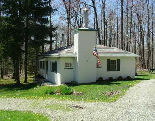 624 Kuhntown Road Somerset, PA 15501 - Photo 1 of 8 Exterior Front.