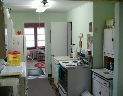 624 Kuhntown Road Somerset, PA 15501 - Photo 4 of 8 Kitchen.