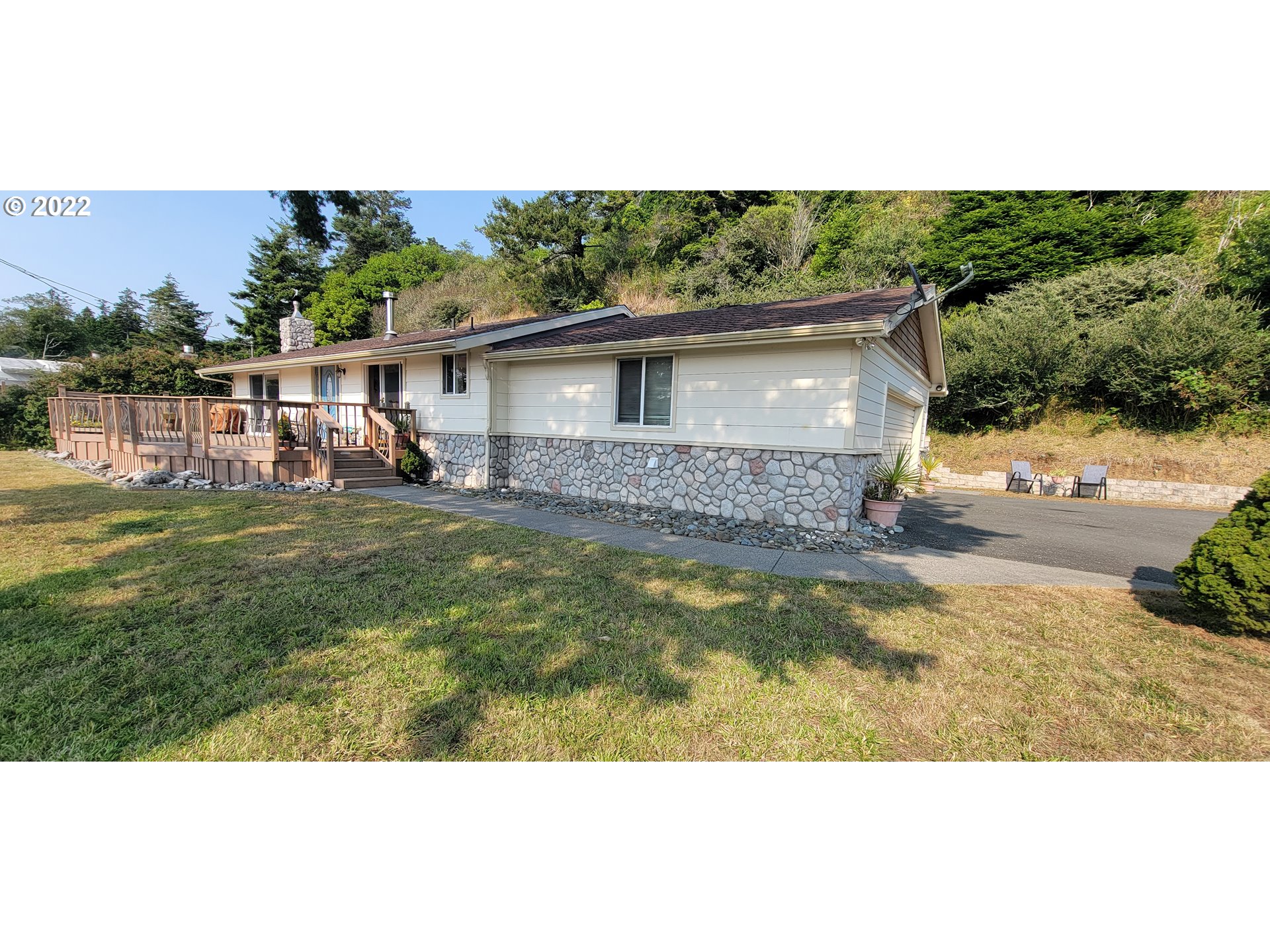 94287 June Street Gold Beach, OR 97444 - Photo 1 of 32