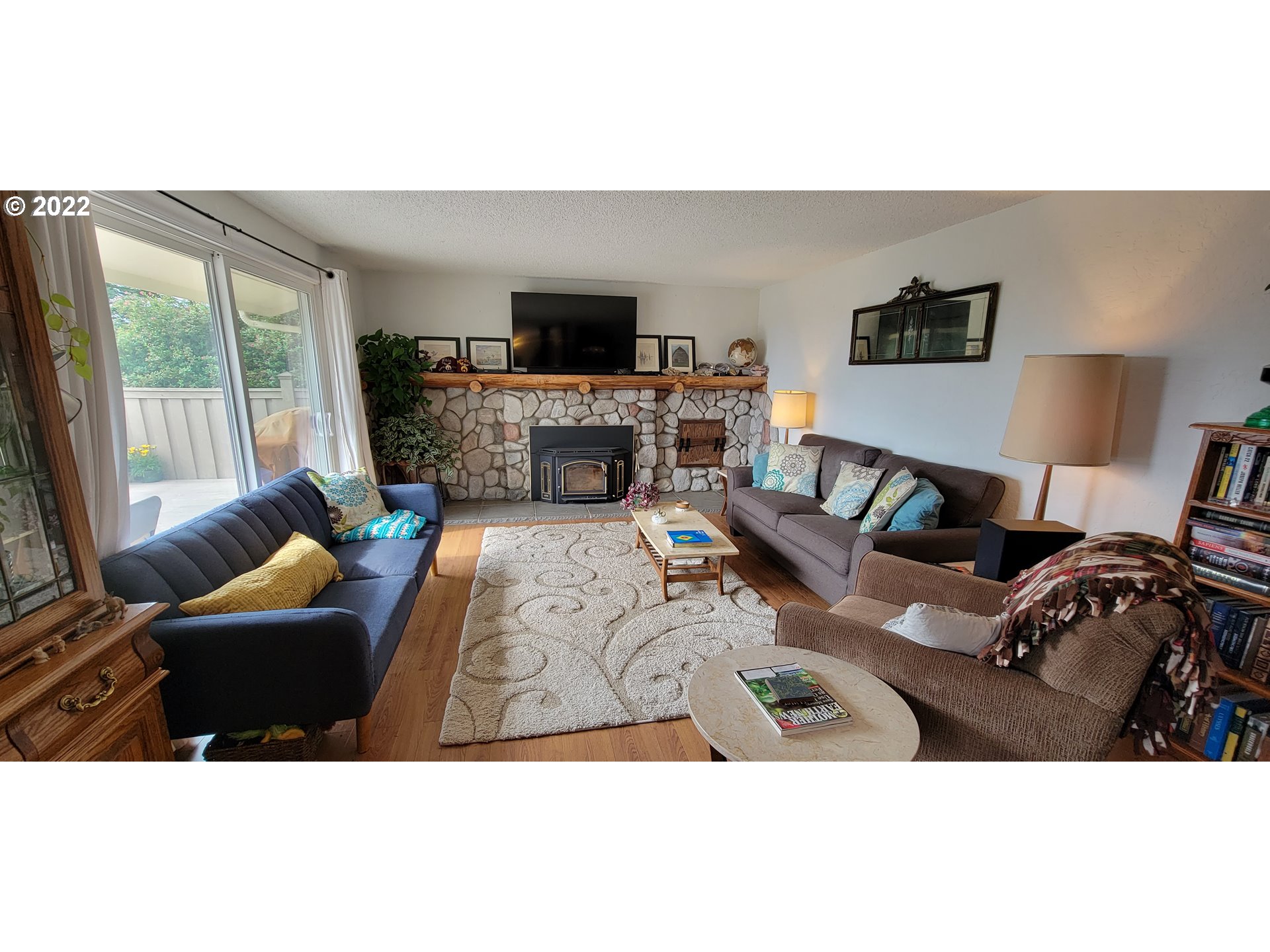 94287 June Street Gold Beach, OR 97444 - Photo 6 of 32