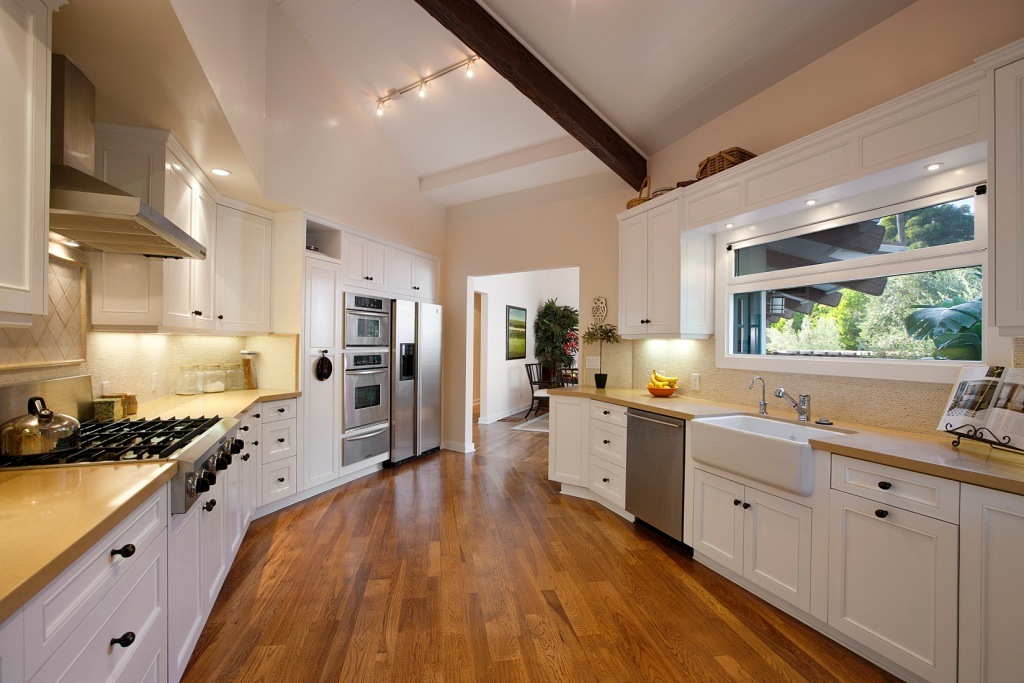 2989 Eucalyptus Hill Road Montecito, CA 93108 - Photo 3 of 6 Kitchen