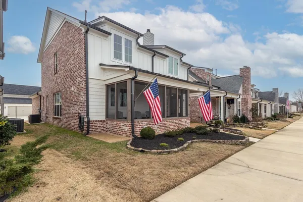 $439,000 | 410 Valley Forge Lane, Rossville, TN 38066