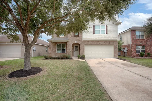 $319,900 | 106 Easton Glen Lane, Dickinson, TX 77539