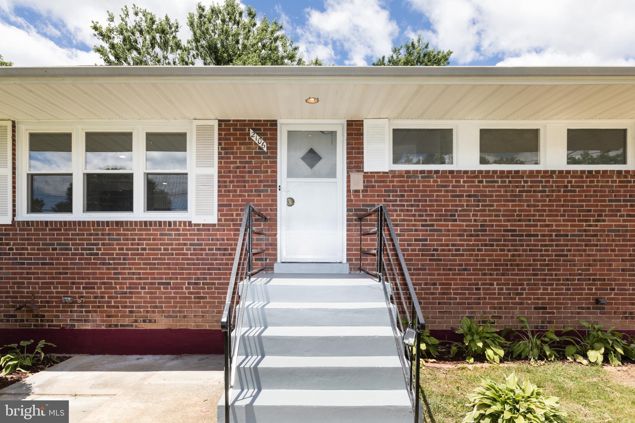 2106 Chapman Road Hyattsville, MD 20783 - Photo 5 of 35 Gallery Image 5