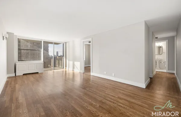 $6,000 | 330 East 39th Street, Unit 32C | Murray Hill