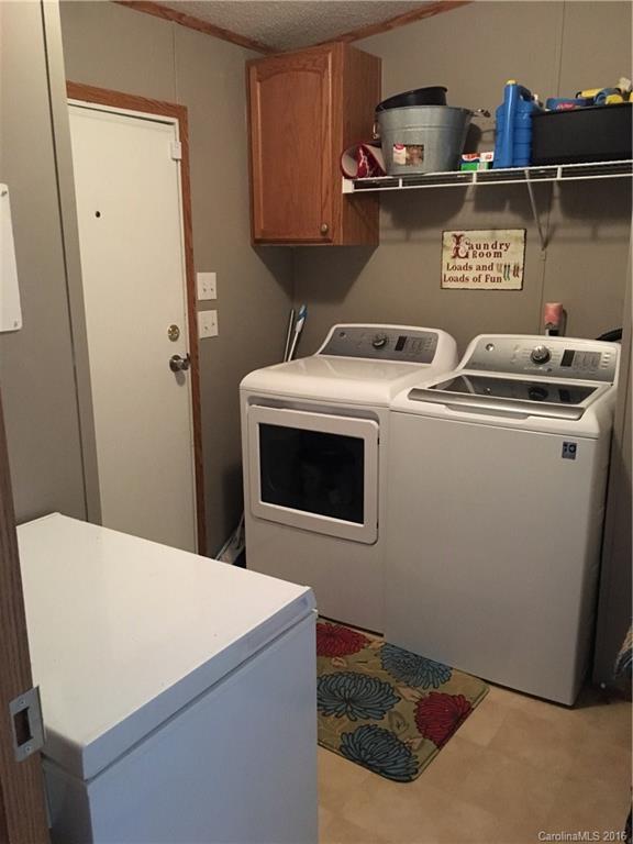 5125 Cabal Road Sharon, SC 29742 - Photo 19 of 21 a utility room with dryer and washer