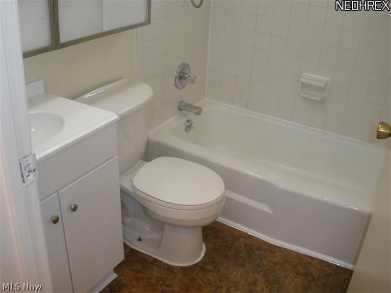 4211 New Road Austintown, OH 44515 - Photo 9 of 11