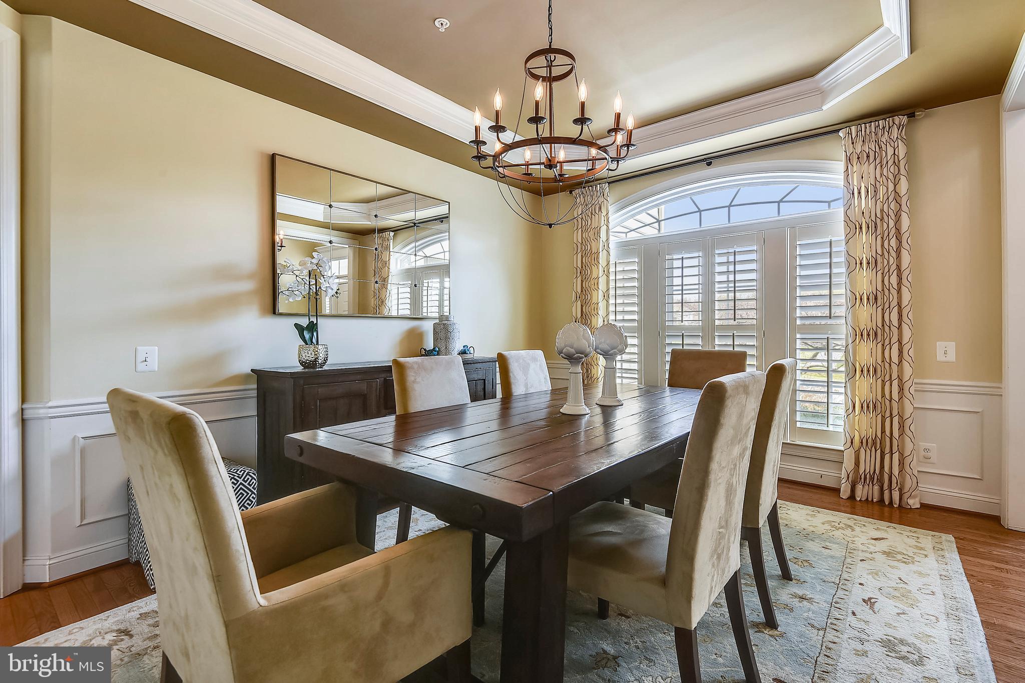 4814 Chichester House Road Olney, MD 20832 - Photo 21 of 84 Updated chandelier