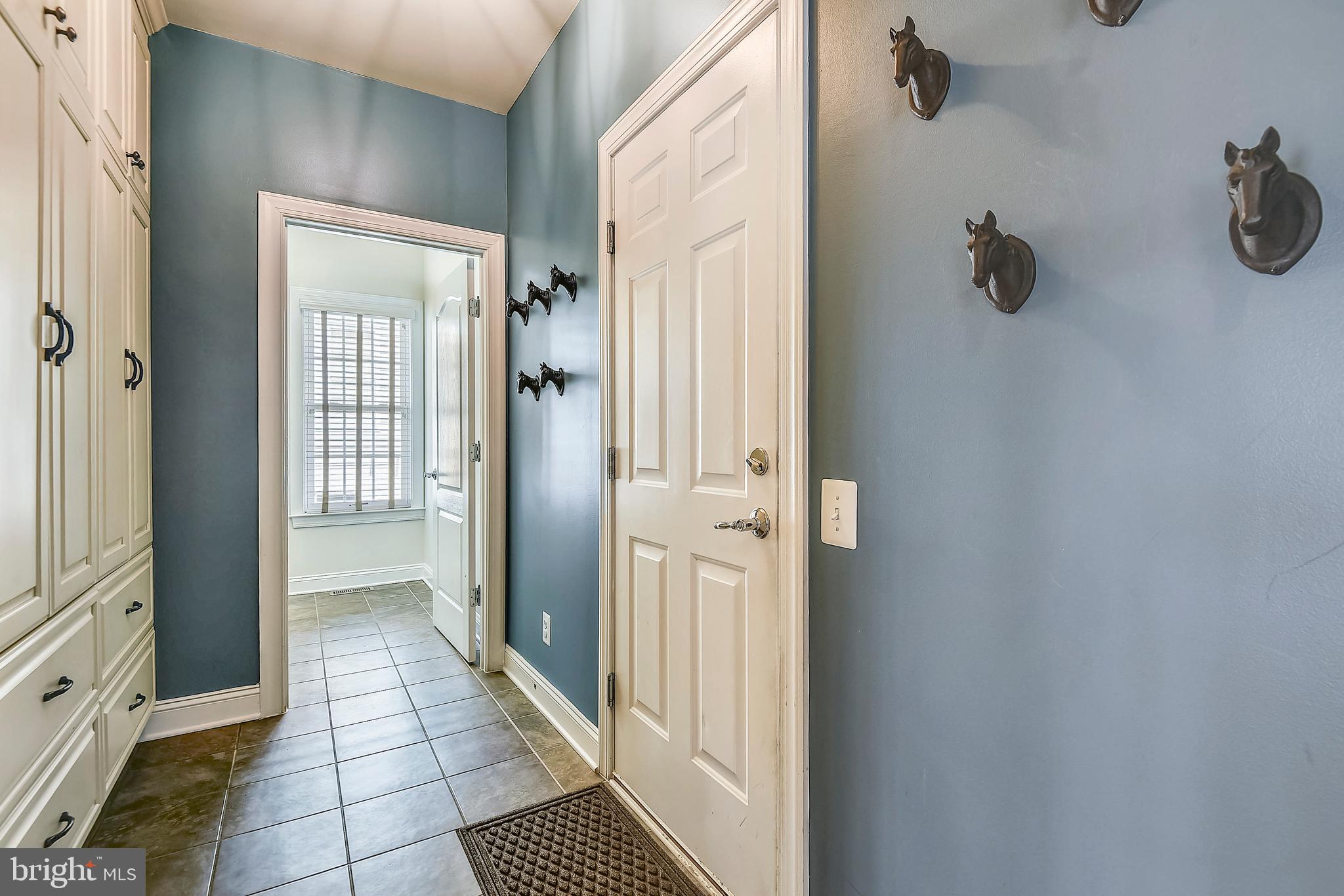 4814 Chichester House Road Olney, MD 20832 - Photo 62 of 84 Mud room off garage with laundry