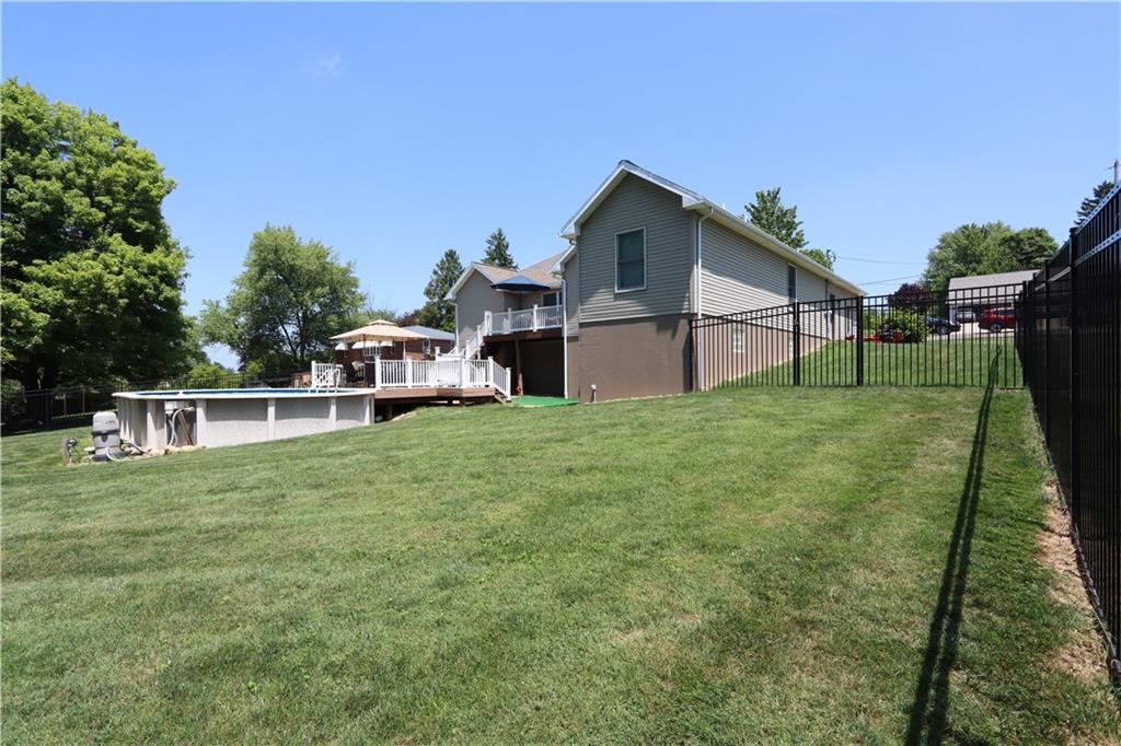 208 Howard Road Sewickley, PA 15143 - Photo 6 of 17 View of the side yard... fenced for a variety of purposes... What are your needs?