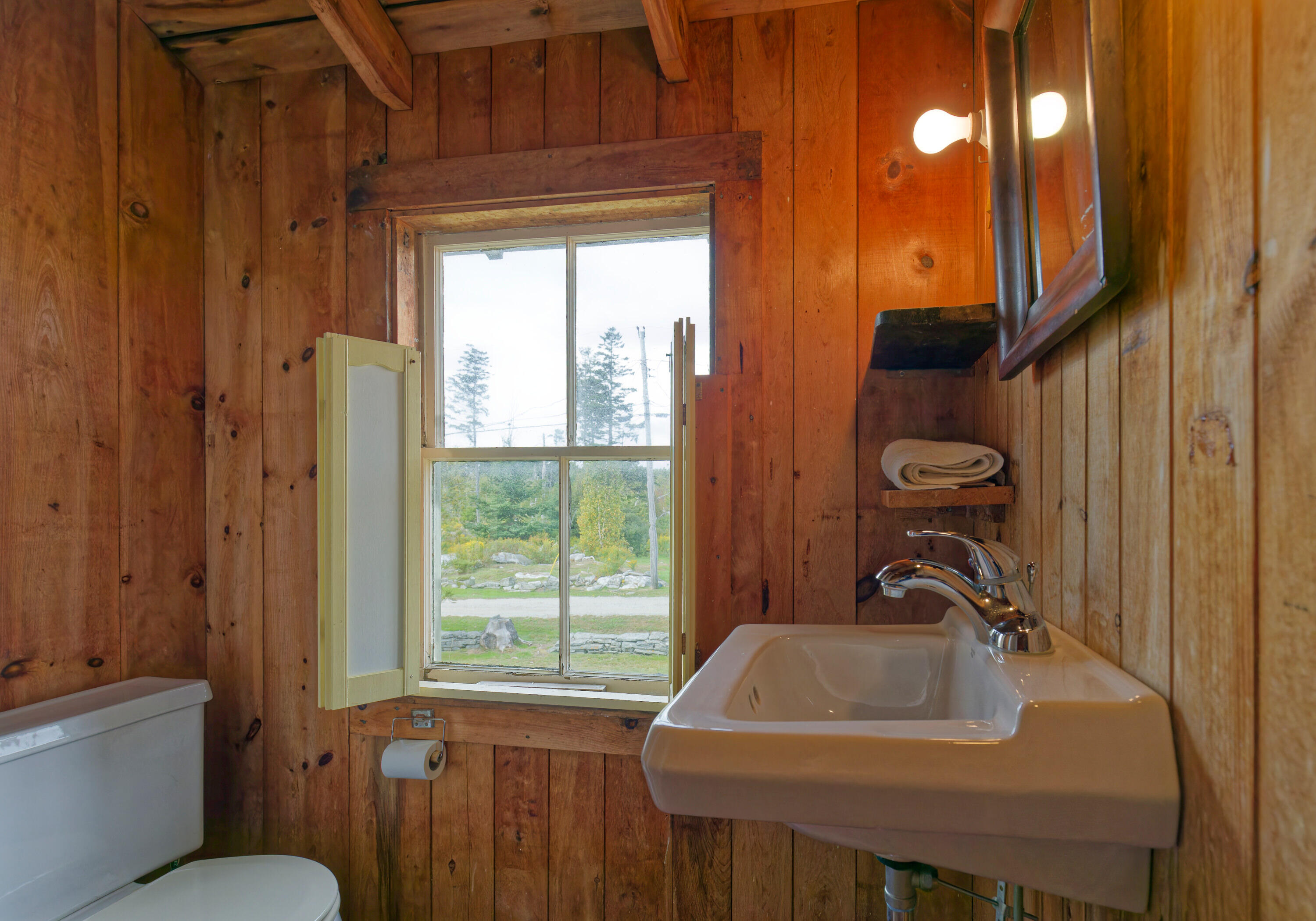 33 Cliff Road New Harbor, ME 04554 - Photo 30 of 46 33