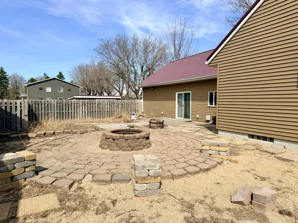 $179,000 | 501 5th Street, Wilmont, MN 56185
