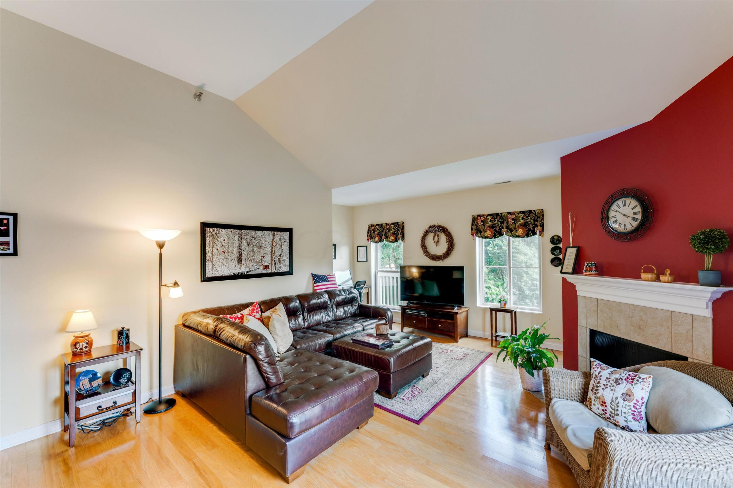 1788 Ridgecliff Road Columbus, OH 43221 - Photo 11 of 44 42-dsc09681-dsc09683