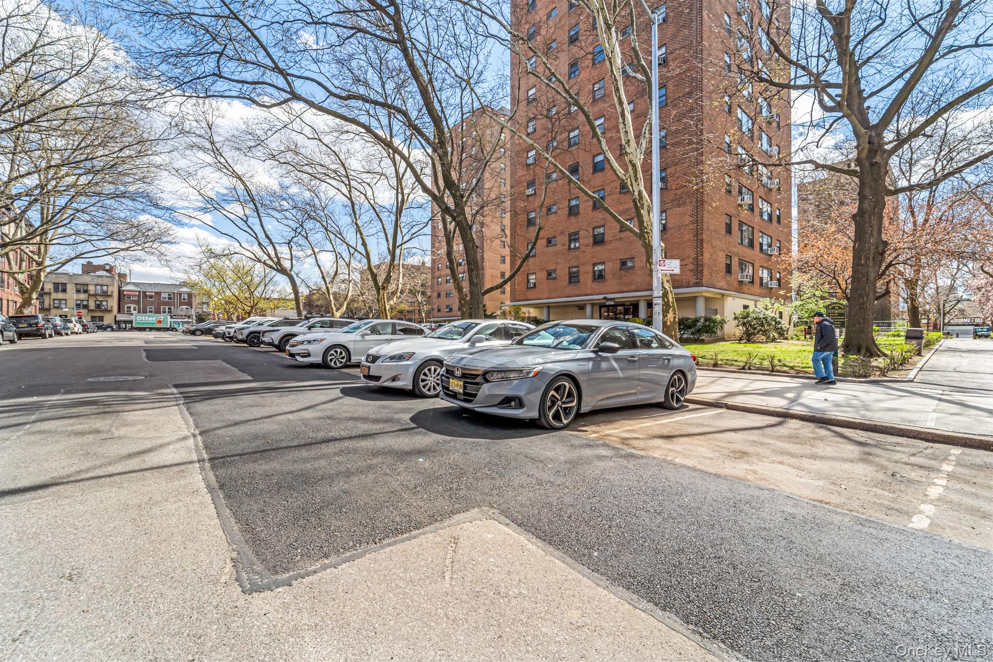 21-80 33rd Road, Unit 6B Queens, NY 11106 - Photo 17 of 17