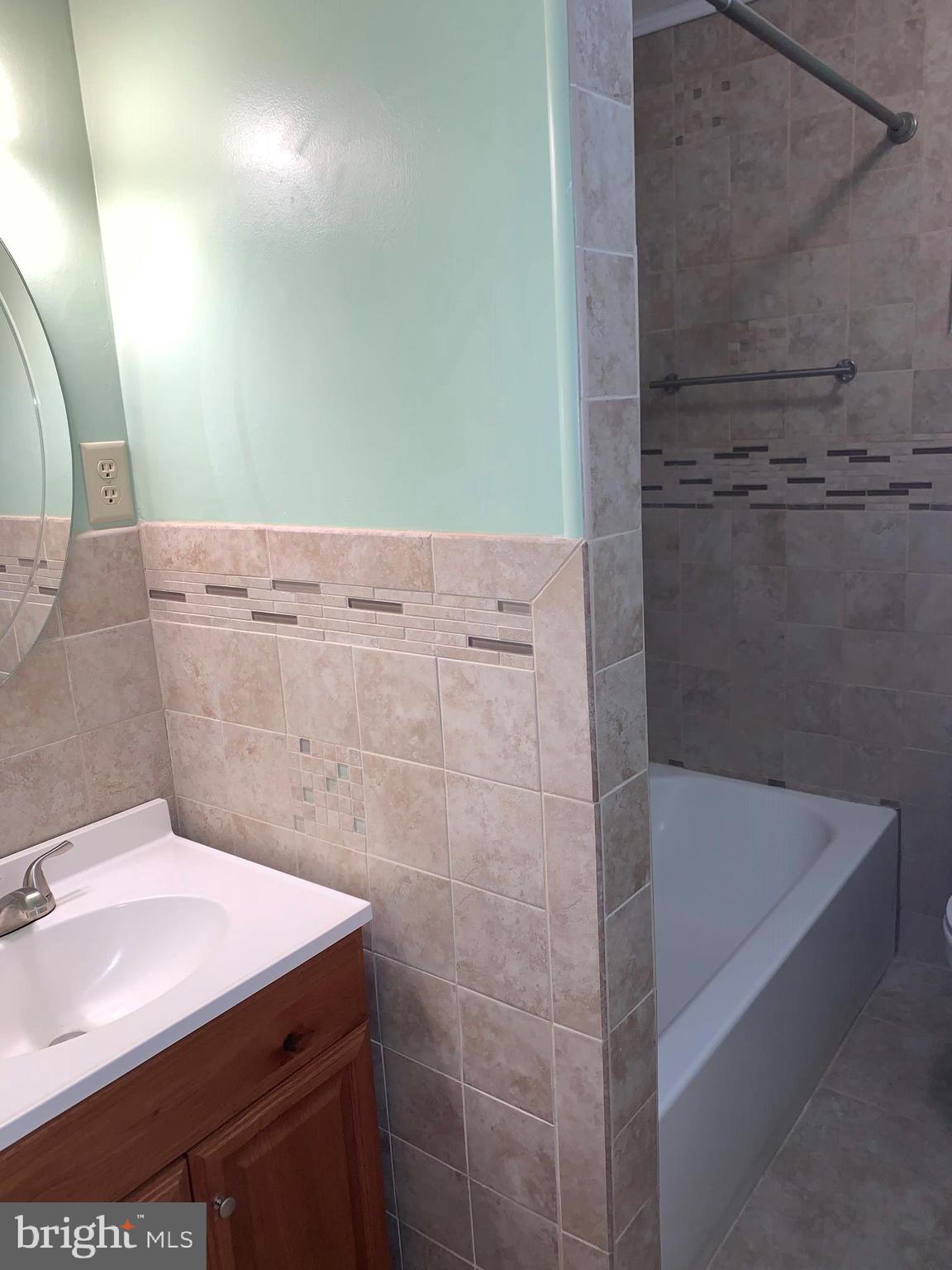 9490 Quail Run Road Denton, MD 21629 - Photo 21 of 35 Hall Bathroom