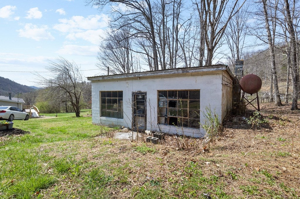 15628 Pinnacle Road Mendota, VA 24270 - Photo 36 of 50 Gallery Image 36