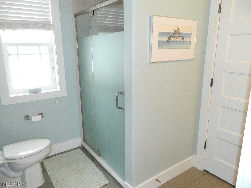 12464 Hotchkiss Road Burton, OH 44021 - Photo 16 of 35 First Floor Full Ceramic Bath ...
